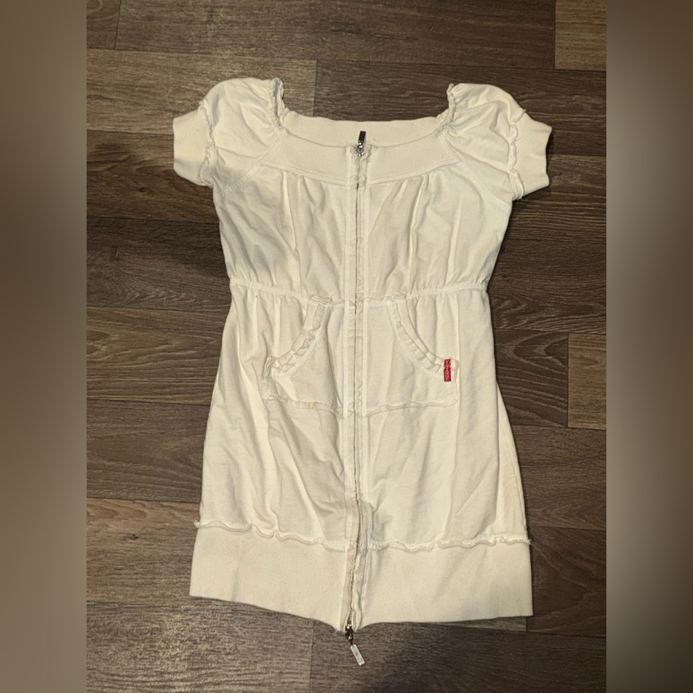 Girl’s White Full Zip Dress Size Large